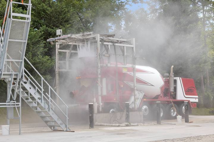 ASI mixer in the wash rack at THE YARD